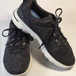 Hiking Go golf Arch fit the best made for walking with sole traction and support